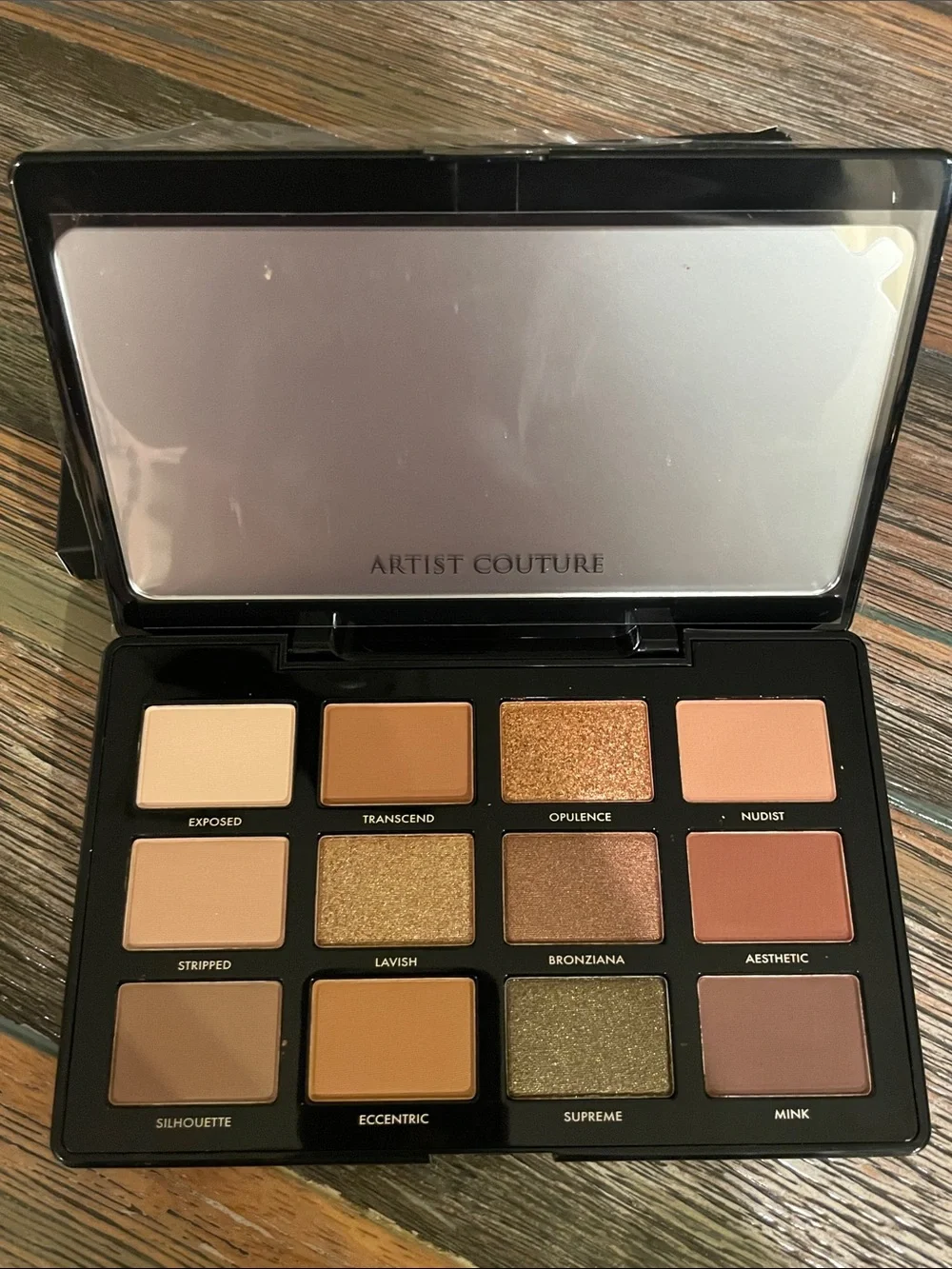 Artist Couture Supreme Nudes Eyeshadow Palette - Black & Gold